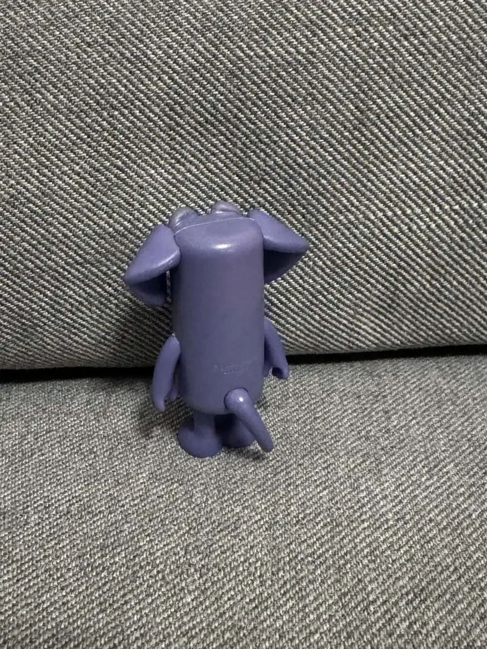 HTF Moose Toys Bluey Jean-Luc Purple Dog Poseable Action Figure 2.5
